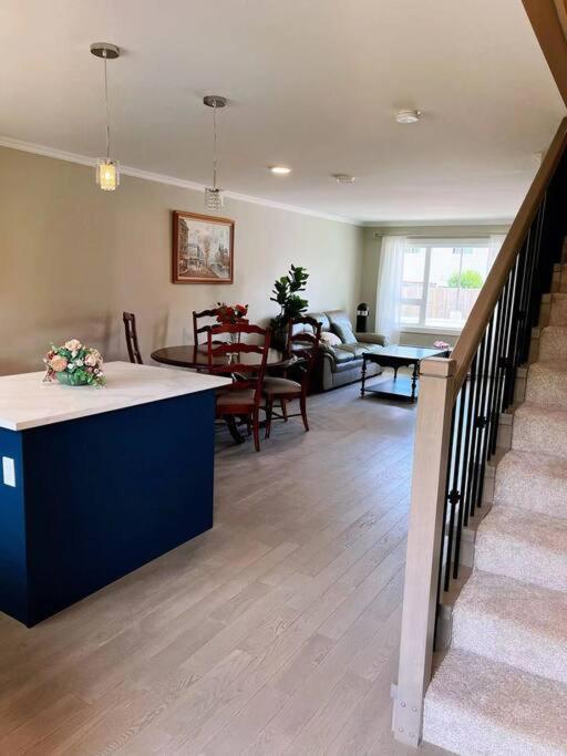 Brand New Luxury 2-Bedroom Townhouse. 邓肯 外观 照片